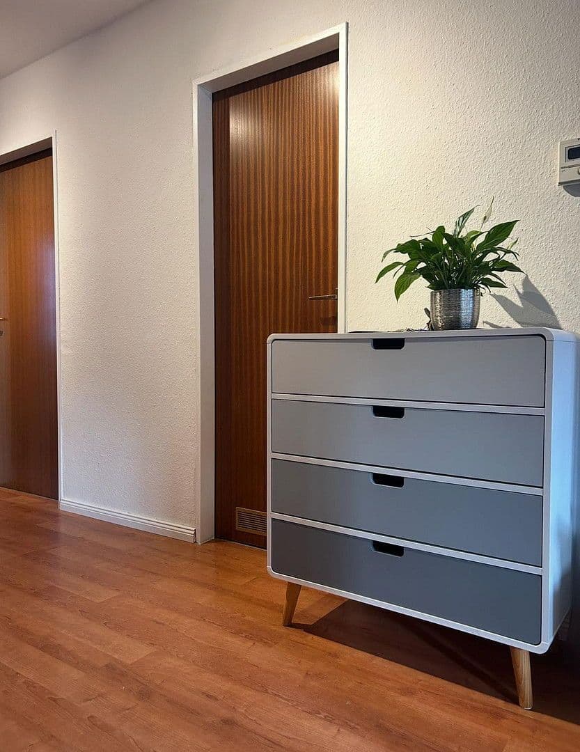 Prenájom bytu 2-izbový 64 m², Königswinter, Severné Porýnie - Westfálsko Prenájom bytu 2-izbový 64 m², Königswinter, Severné Porýnie - Westfálsko