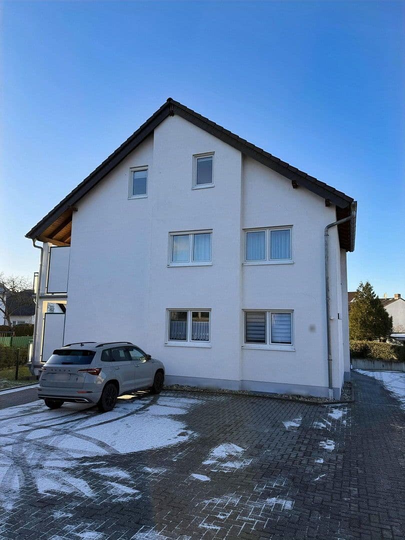 Prenájom bytu 2-izbový 59 m², Rodenbach, Hesensko Prenájom bytu 2-izbový 59 m², Rodenbach, Hesensko