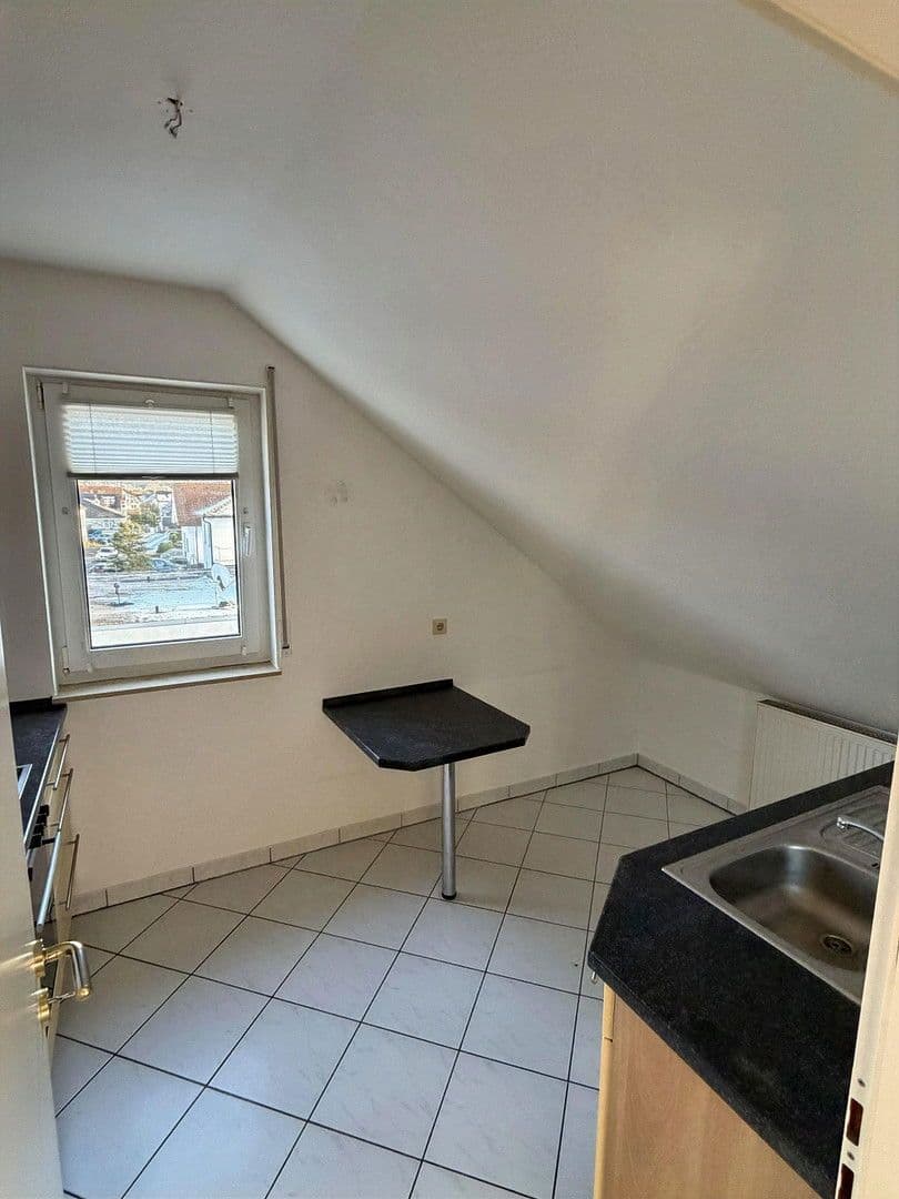 Prenájom bytu 2-izbový 59 m², Rodenbach, Hesensko Prenájom bytu 2-izbový 59 m², Rodenbach, Hesensko