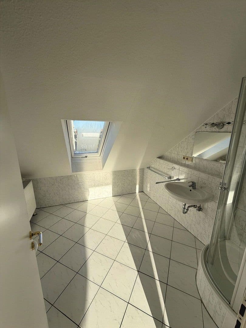 Prenájom bytu 2-izbový 59 m², Rodenbach, Hesensko Prenájom bytu 2-izbový 59 m², Rodenbach, Hesensko