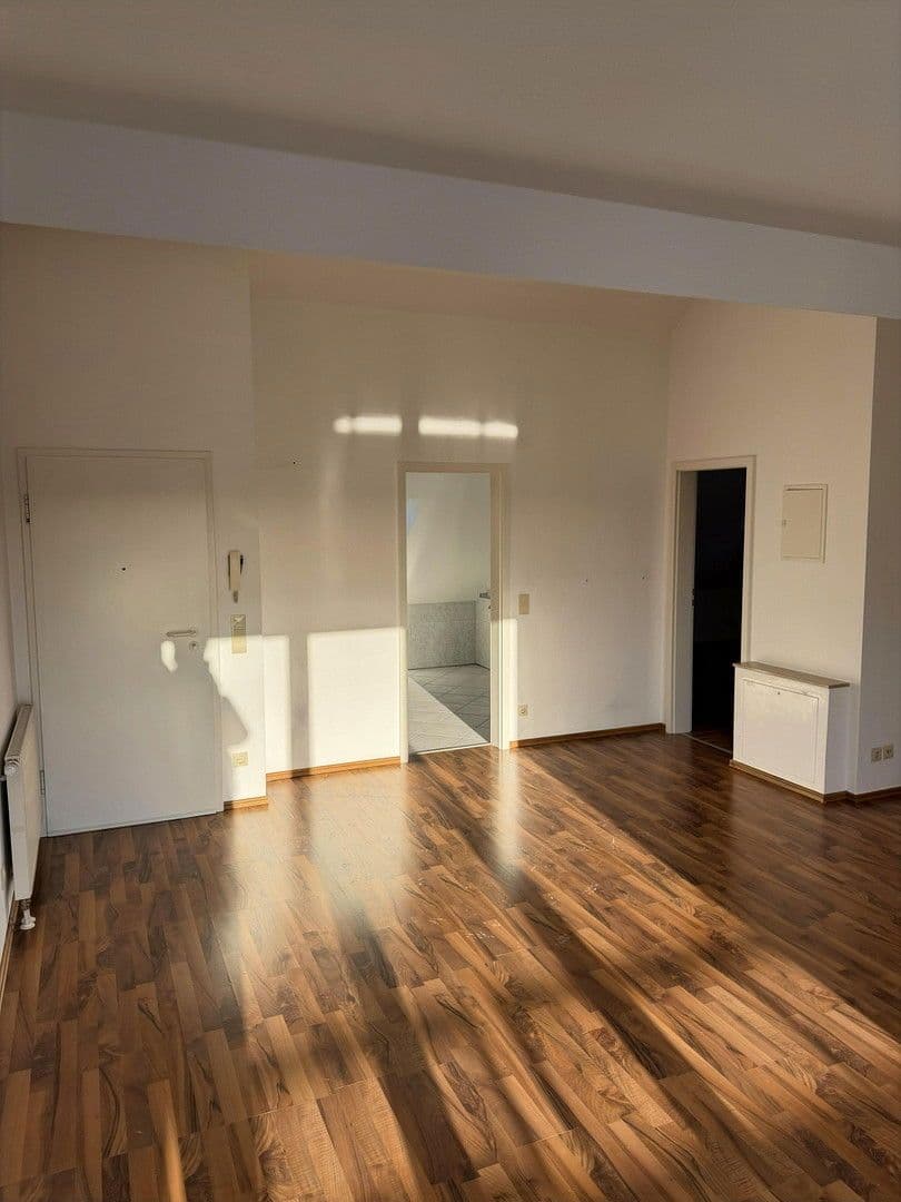 Prenájom bytu 2-izbový 59 m², Rodenbach, Hesensko Prenájom bytu 2-izbový 59 m², Rodenbach, Hesensko