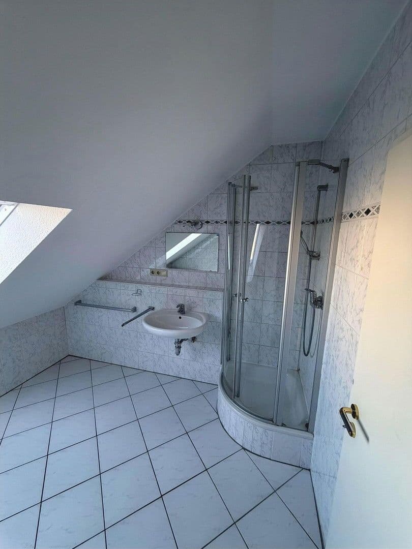 Prenájom bytu 2-izbový 59 m², Rodenbach, Hesensko Prenájom bytu 2-izbový 59 m², Rodenbach, Hesensko