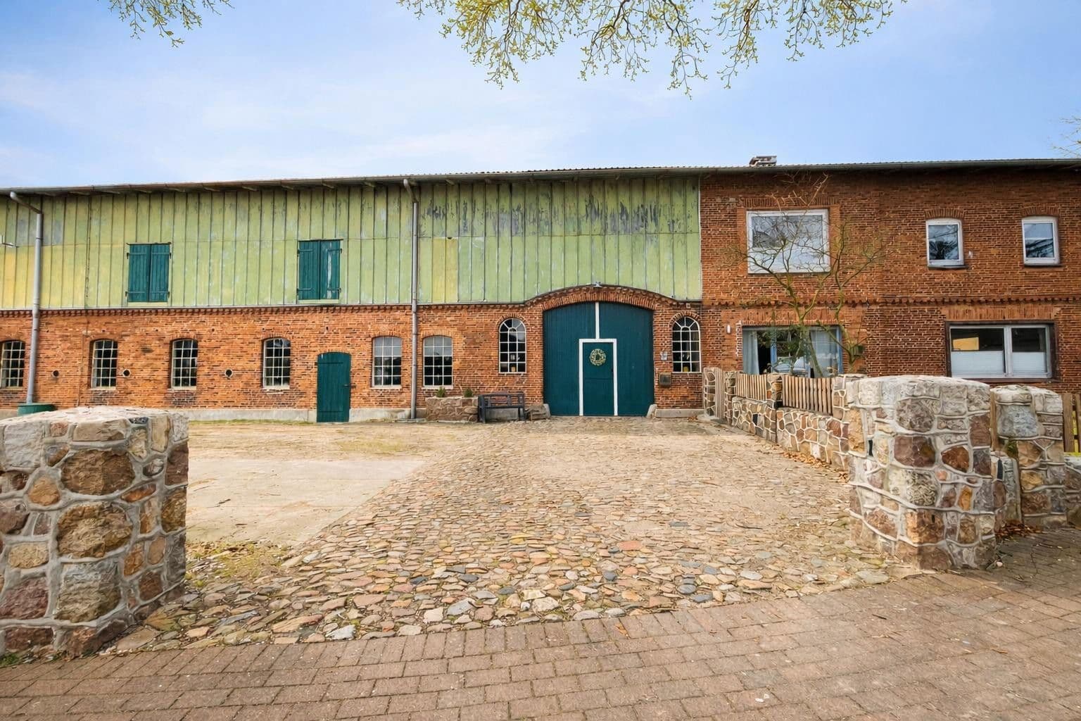 Predaj domu 269 m², pozemek 3.368 m², Luhnstedt, Šlezvicko-Holštajnsko Predaj domu 269 m², pozemek 3.368 m², Luhnstedt, Šlezvicko-Holštajnsko