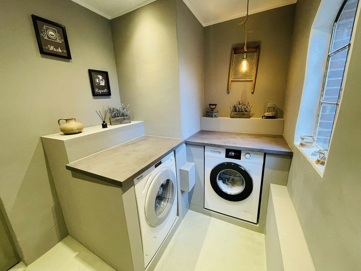 Predaj domu 269 m², pozemek 3.368 m², Luhnstedt, Šlezvicko-Holštajnsko Predaj domu 269 m², pozemek 3.368 m², Luhnstedt, Šlezvicko-Holštajnsko