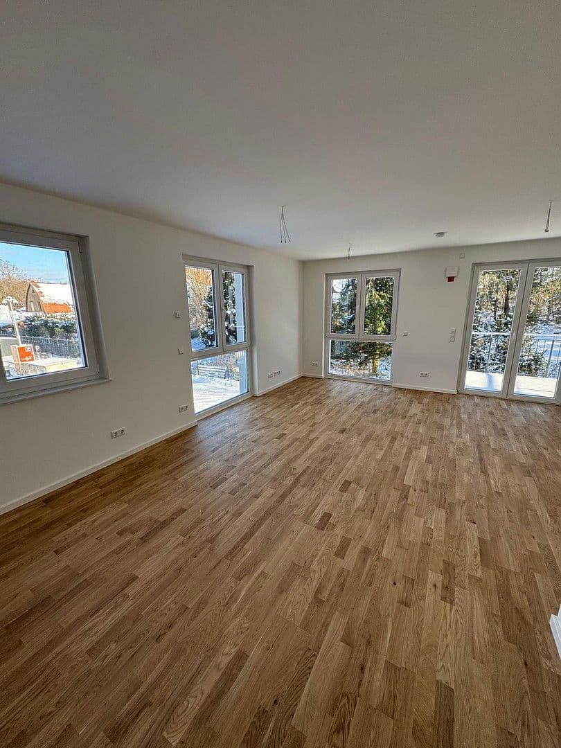 Prenájom bytu 3-izbový 76 m², Bahnhofstraße 108, Blankenfelde-Mahlow, Brandenbursko Prenájom bytu 3-izbový 76 m², Bahnhofstraße 108, Blankenfelde-Mahlow, Brandenbursko