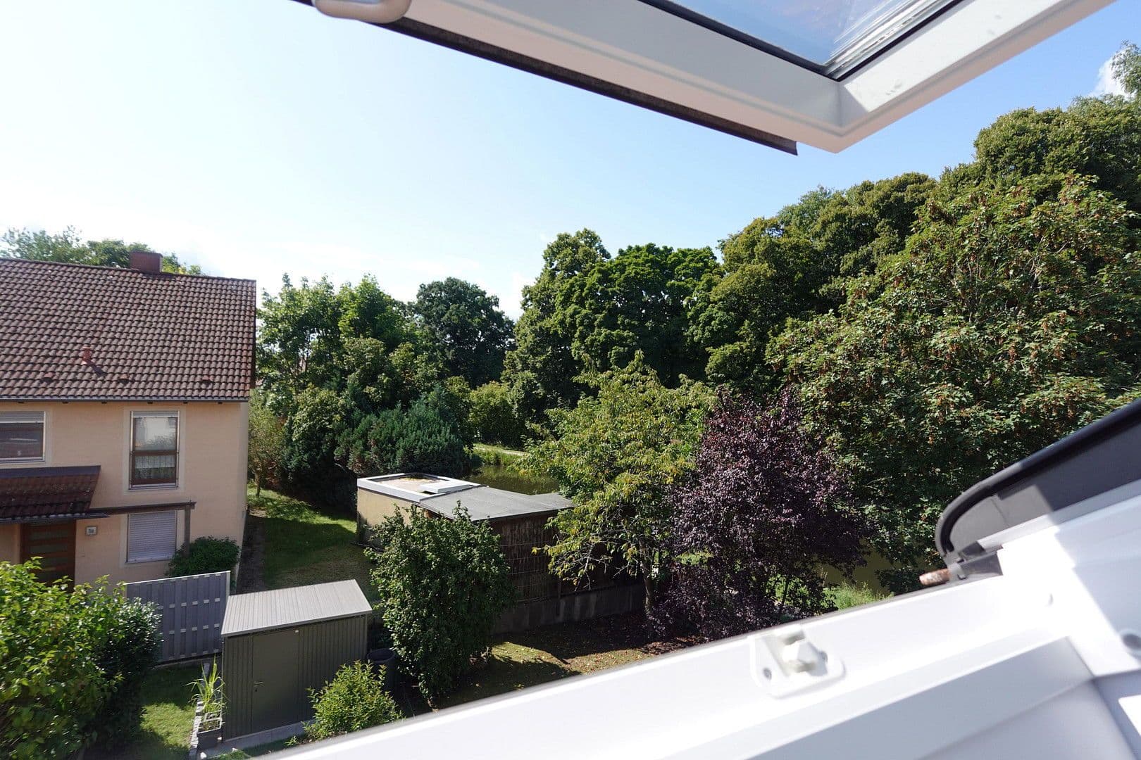 Predaj domu 146 m², pozemek 182 m², Klingerstraße 7b, Nürnberg, Bavorsko Predaj domu 146 m², pozemek 182 m², Klingerstraße 7b, Nürnberg, Bavorsko