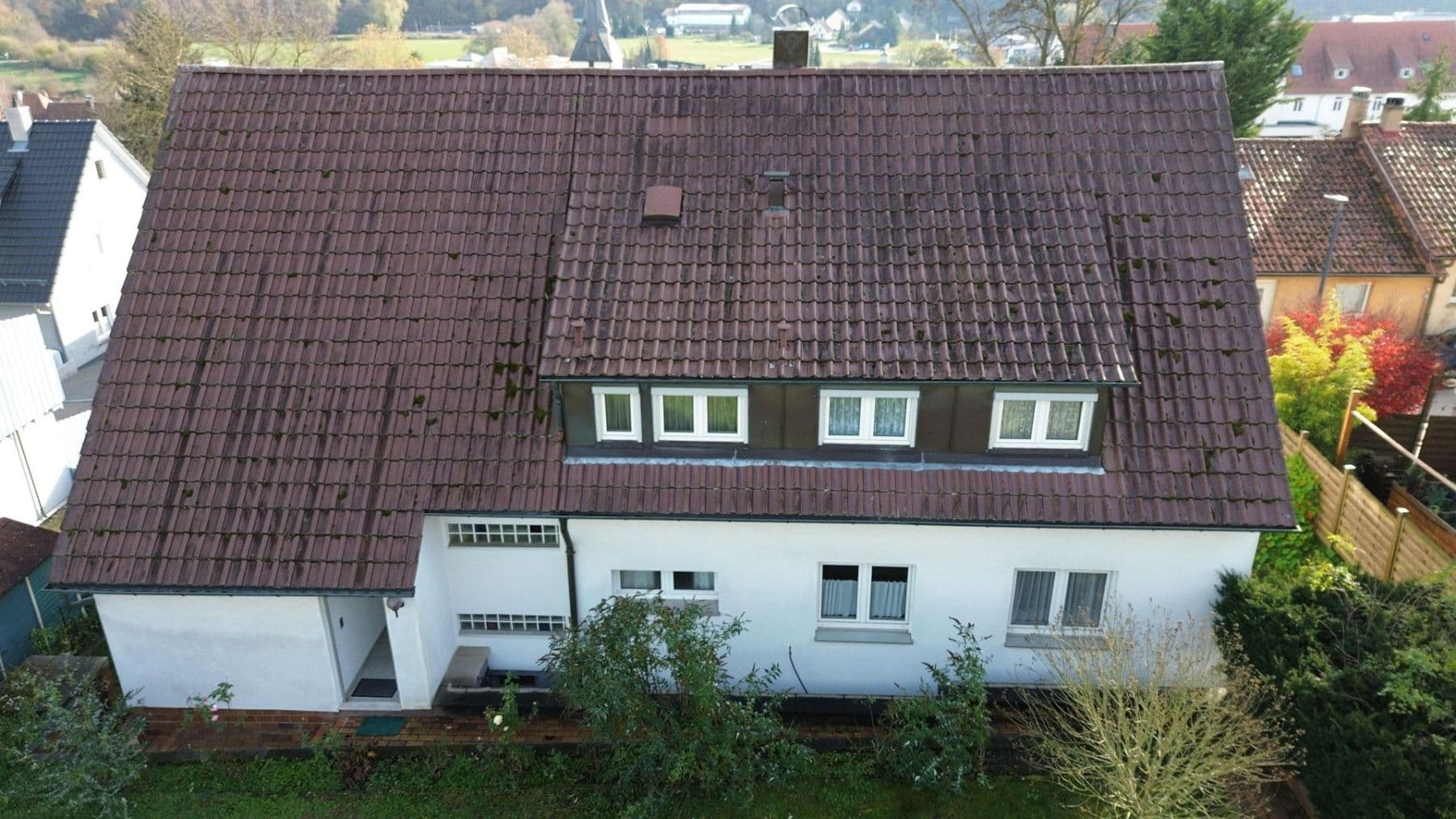 Predaj domu 187 m², pozemek 487 m², Mühlacker, Bádensko-Wurttembersko Predaj domu 187 m², pozemek 487 m², Mühlacker, Bádensko-Wurttembersko