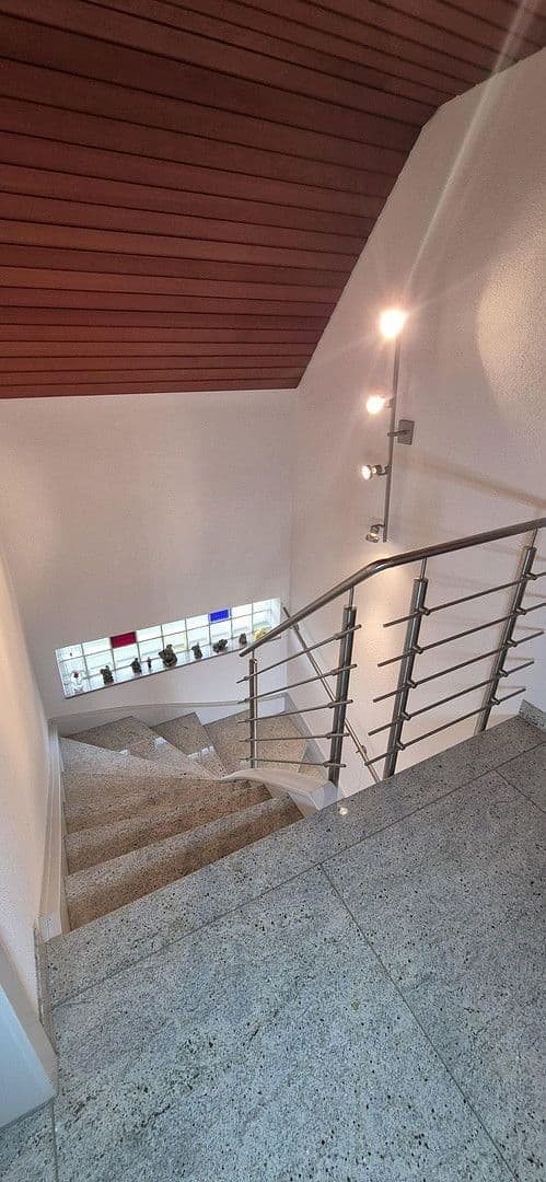 Predaj domu 187 m², pozemek 487 m², Mühlacker, Bádensko-Wurttembersko Predaj domu 187 m², pozemek 487 m², Mühlacker, Bádensko-Wurttembersko