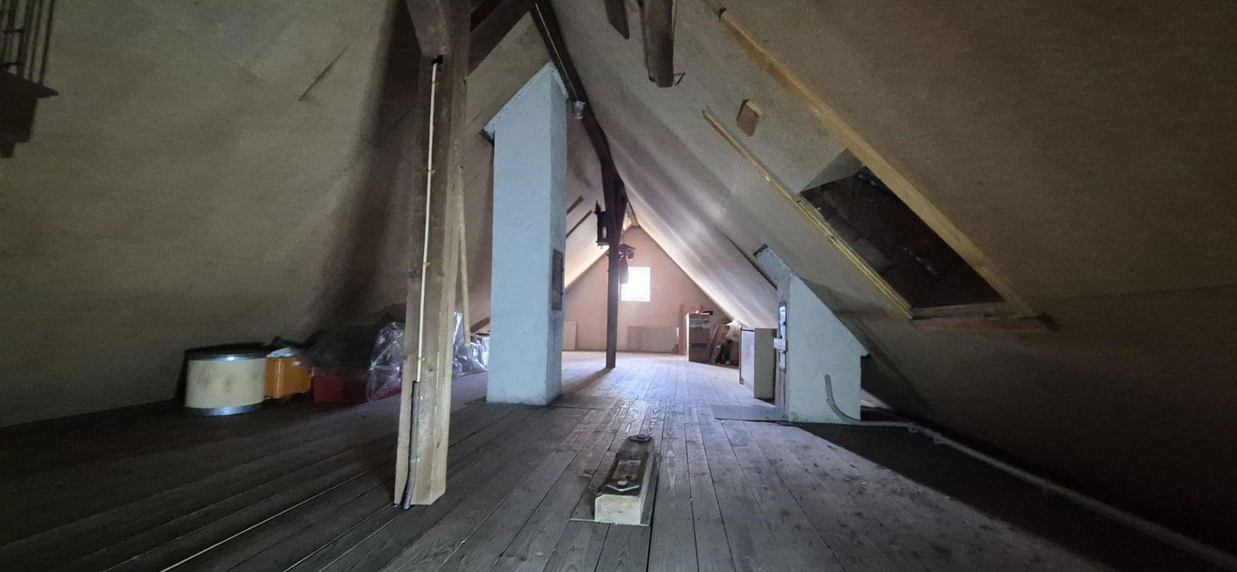 Predaj domu 187 m², pozemek 487 m², Mühlacker, Bádensko-Wurttembersko Predaj domu 187 m², pozemek 487 m², Mühlacker, Bádensko-Wurttembersko