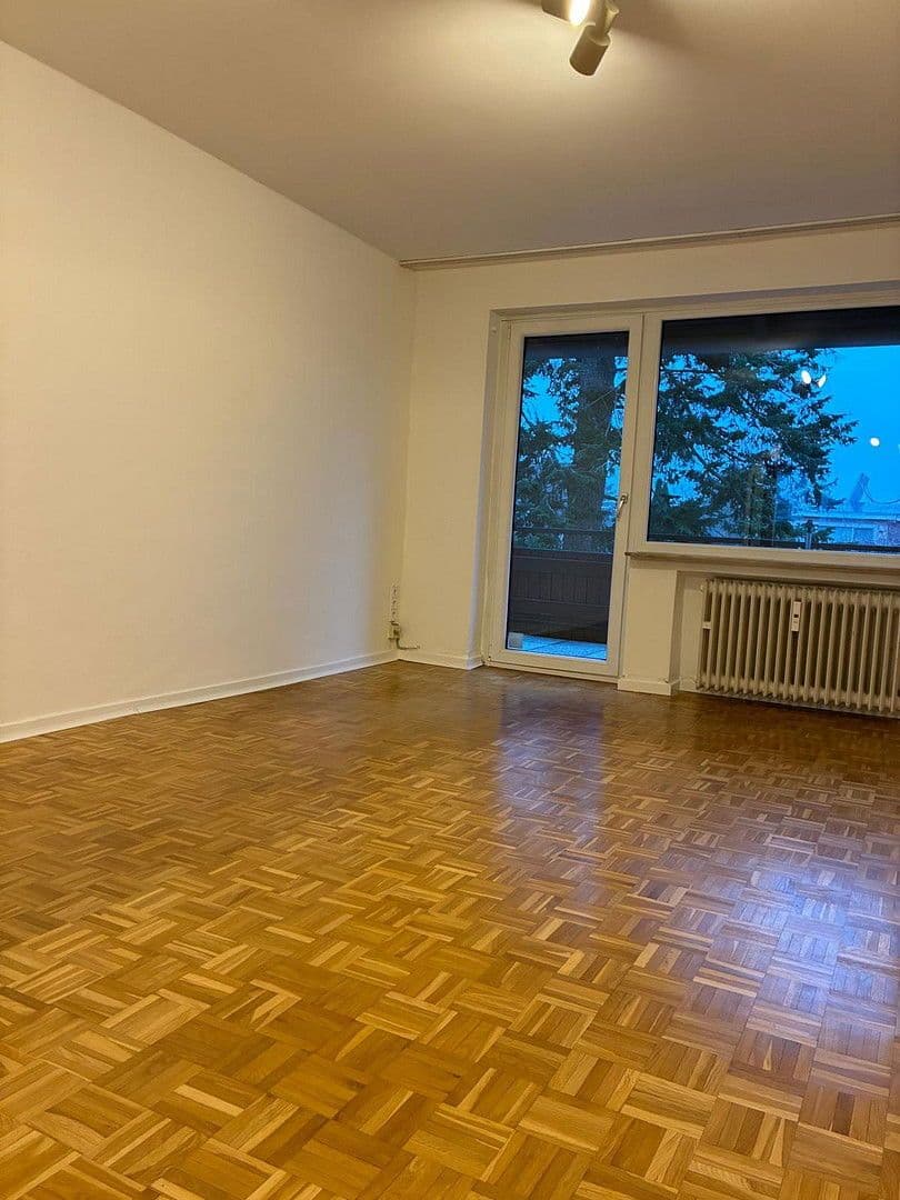 Prenájom bytu 2-izbový 67 m², Hannover, Dolné Sasko Prenájom bytu 2-izbový 67 m², Hannover, Dolné Sasko