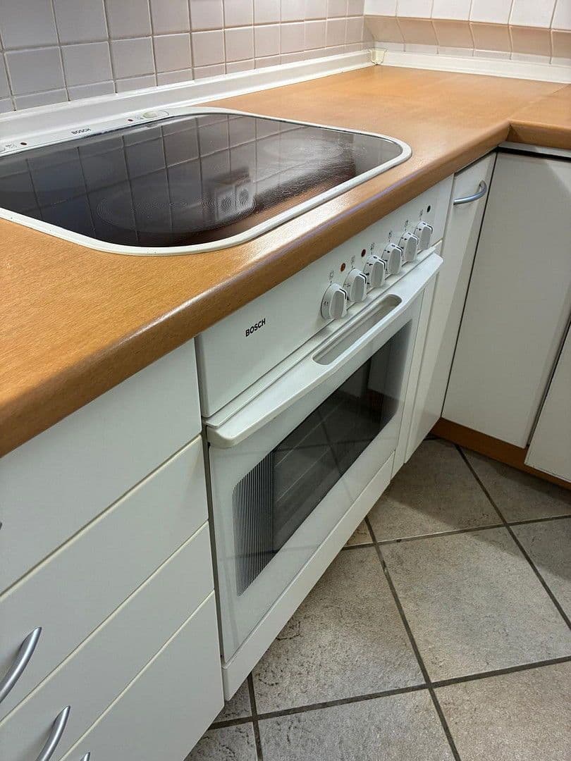 Prenájom bytu 2-izbový 67 m², Hannover, Dolné Sasko Prenájom bytu 2-izbový 67 m², Hannover, Dolné Sasko