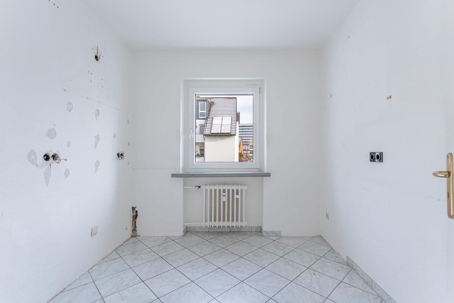 Predaj bytu 3-izbový 96 m², Düsseldorf Heerdt, Severné Porýnie - Westfálsko Predaj bytu 3-izbový 96 m², Düsseldorf Heerdt, Severné Porýnie - Westfálsko