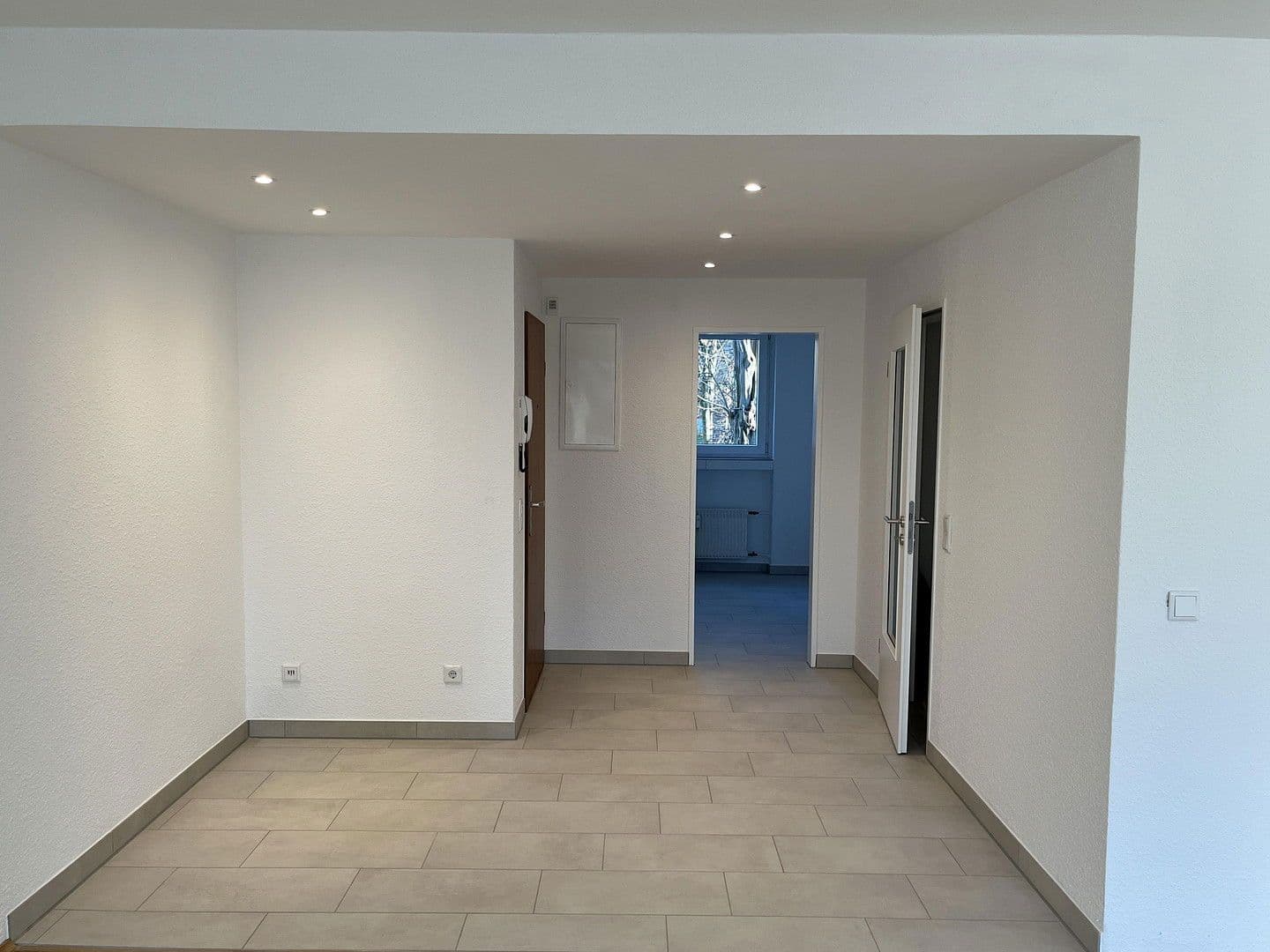 Prenájom bytu 3-izbový 80 m², Bochumer Str. 72 a, Hattingen, Severné Porýnie - Westfálsko Prenájom bytu 3-izbový 80 m², Bochumer Str. 72 a, Hattingen, Severné Porýnie - Westfálsko