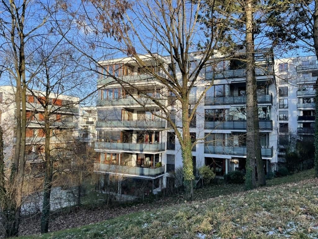 Prenájom bytu 3-izbový 99 m², Karl-Schurz-Straße 36, Stuttgart, Bádensko-Wurttembersko Prenájom bytu 3-izbový 99 m², Karl-Schurz-Straße 36, Stuttgart, Bádensko-Wurttembersko
