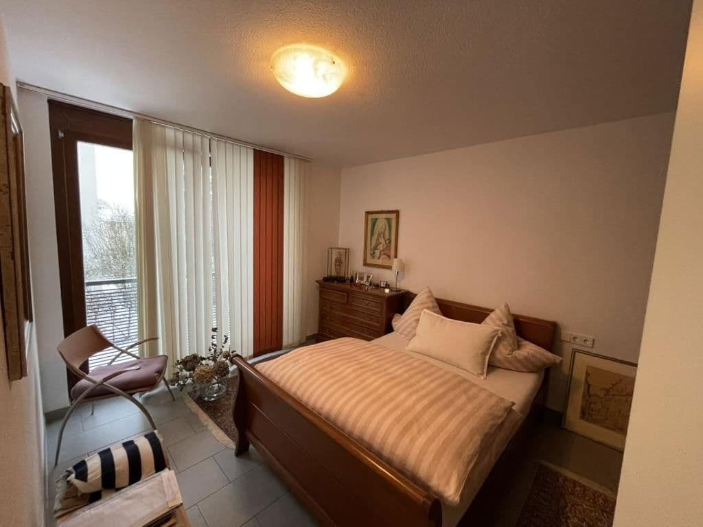 Prenájom bytu 3-izbový 99 m², Karl-Schurz-Straße 36, Stuttgart, Bádensko-Wurttembersko Prenájom bytu 3-izbový 99 m², Karl-Schurz-Straße 36, Stuttgart, Bádensko-Wurttembersko