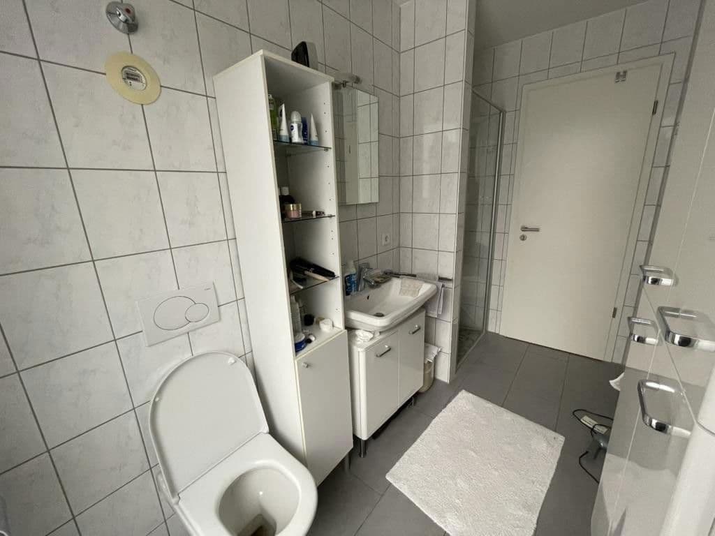 Prenájom bytu 3-izbový 99 m², Karl-Schurz-Straße 36, Stuttgart, Bádensko-Wurttembersko Prenájom bytu 3-izbový 99 m², Karl-Schurz-Straße 36, Stuttgart, Bádensko-Wurttembersko