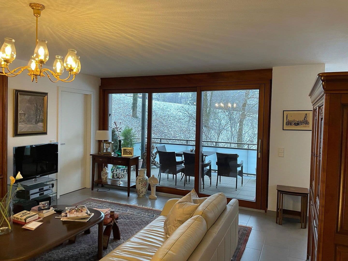 Prenájom bytu 3-izbový 99 m², Karl-Schurz-Straße 36, Stuttgart, Bádensko-Wurttembersko Prenájom bytu 3-izbový 99 m², Karl-Schurz-Straße 36, Stuttgart, Bádensko-Wurttembersko