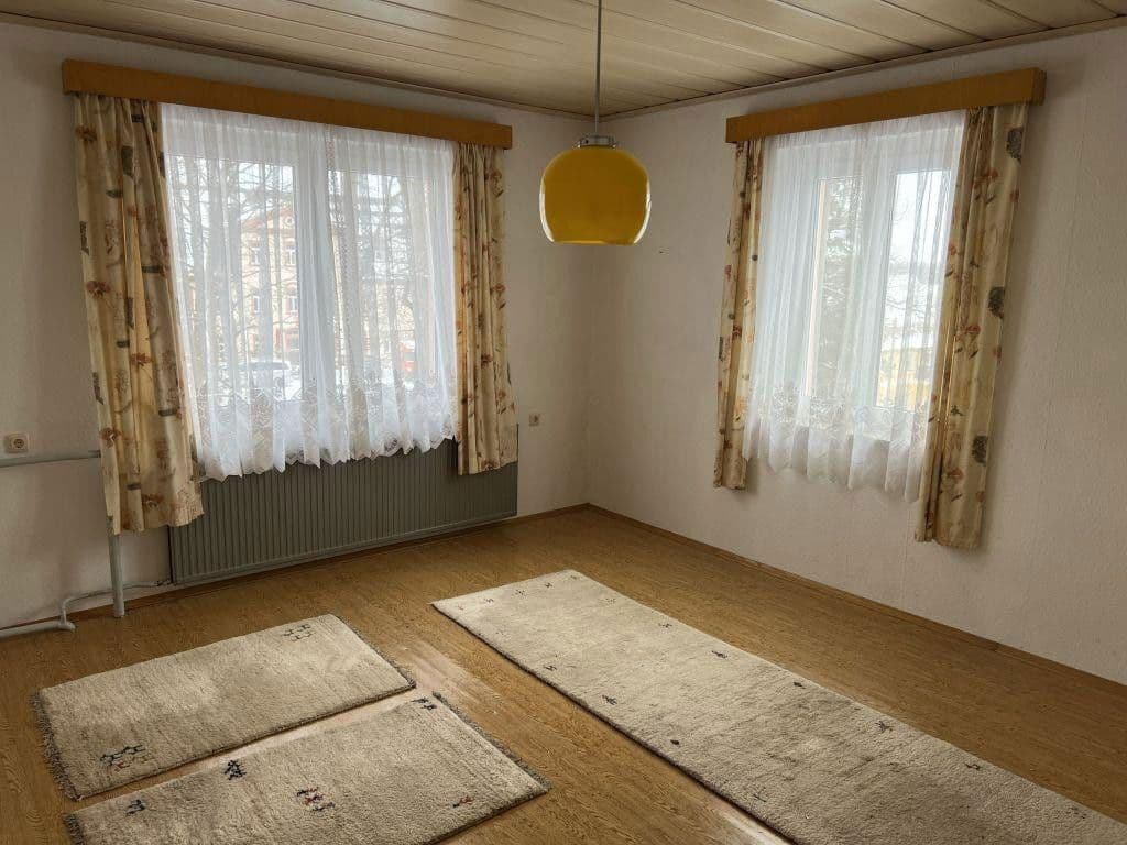 Predaj domu 190 m², pozemek 2.200 m², Markersdorf 42, Berga-Wünschendorf, Durínsko Predaj domu 190 m², pozemek 2.200 m², Markersdorf 42, Berga-Wünschendorf, Durínsko