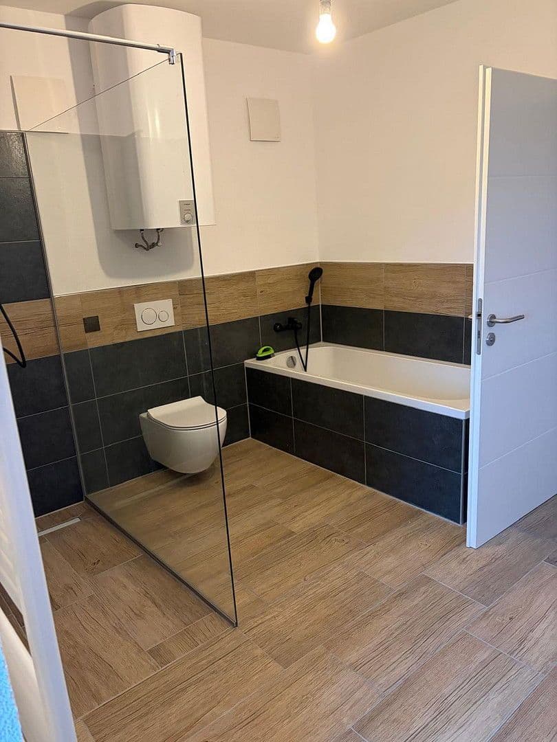 Prenájom bytu 5-izbový 134 m², Stockach, Bádensko-Wurttembersko Prenájom bytu 5-izbový 134 m², Stockach, Bádensko-Wurttembersko