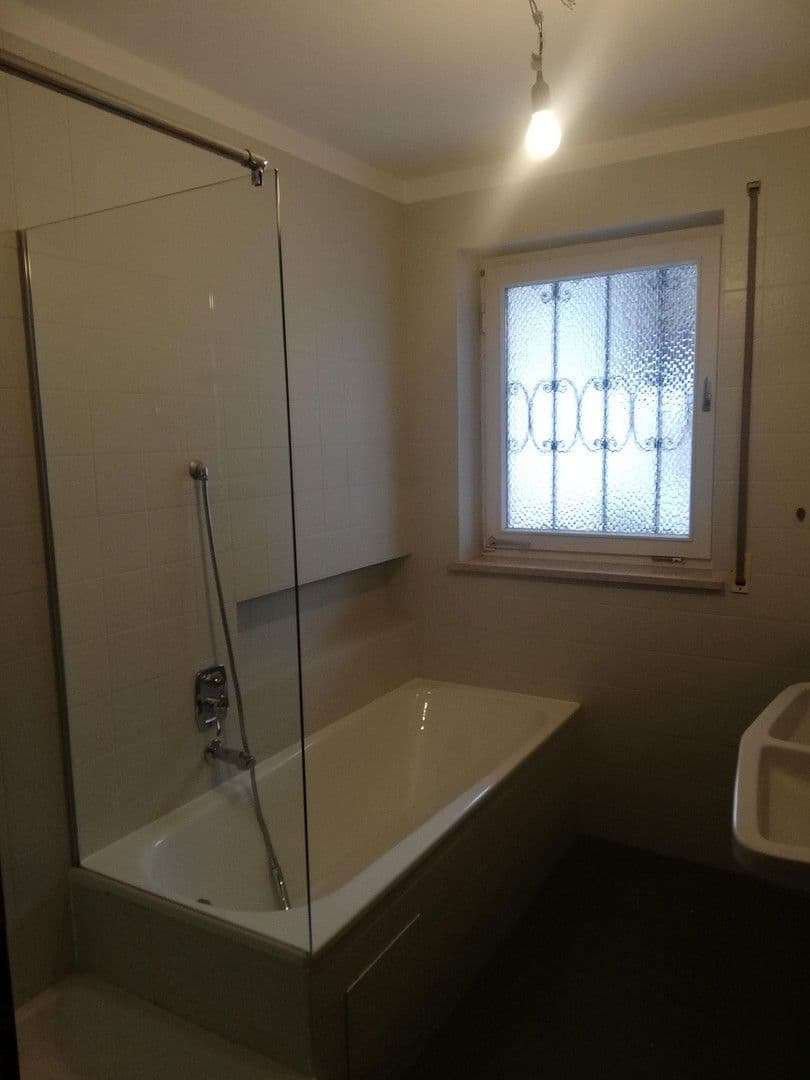 Prenájom bytu 2-izbový 61 m², Dr. Aschenbrenner Str. 16, Unterwössen, Bavorsko Prenájom bytu 2-izbový 61 m², Dr. Aschenbrenner Str. 16, Unterwössen, Bavorsko