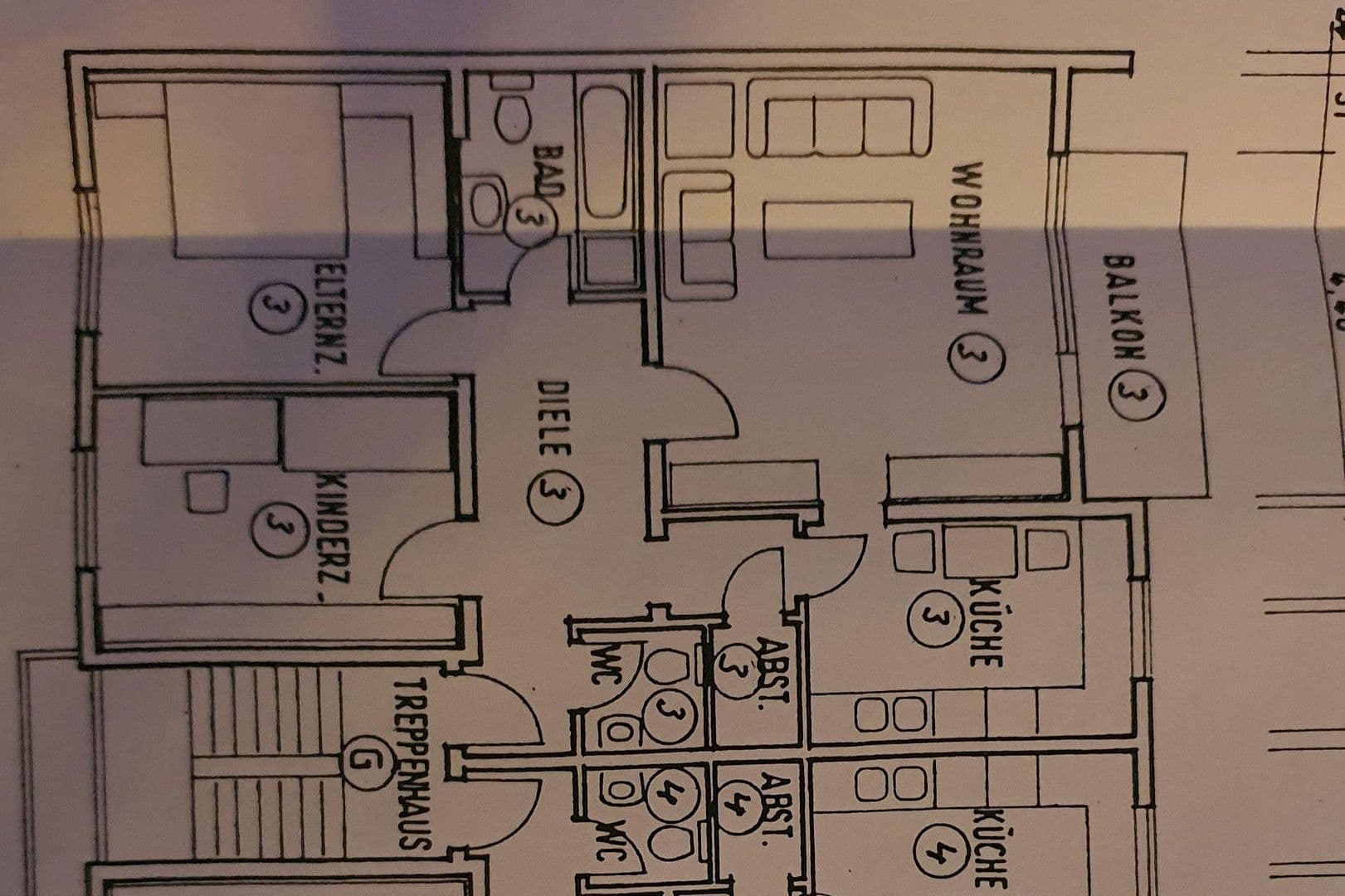 Prenájom bytu 3-izbový 82 m², Duisburg, Severné Porýnie - Westfálsko Prenájom bytu 3-izbový 82 m², Duisburg, Severné Porýnie - Westfálsko