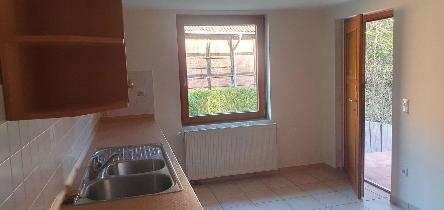 Predaj domu 570 m², pozemek 10.000 m², Duingen, Dolné Sasko Predaj domu 570 m², pozemek 10.000 m², Duingen, Dolné Sasko