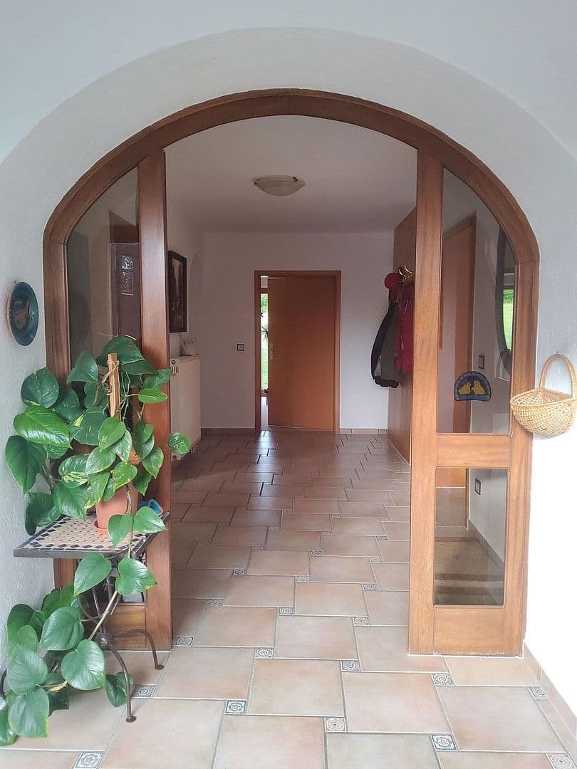 Predaj domu 570 m², pozemek 10.000 m², Duingen, Dolné Sasko Predaj domu 570 m², pozemek 10.000 m², Duingen, Dolné Sasko