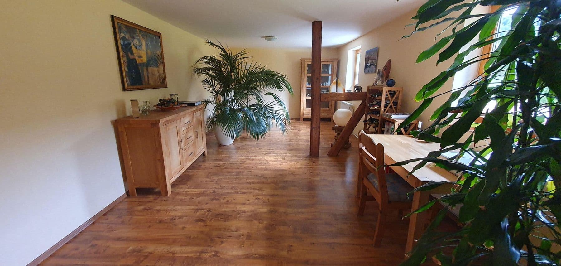 Predaj domu 570 m², pozemek 10.000 m², Duingen, Dolné Sasko Predaj domu 570 m², pozemek 10.000 m², Duingen, Dolné Sasko