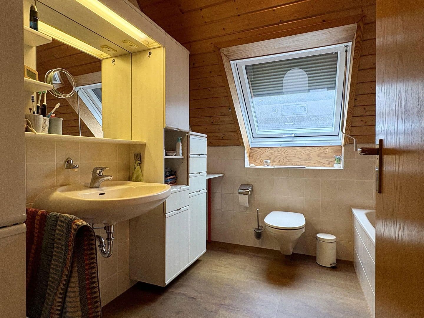 Predaj domu 156 m², pozemek 475 m², Malsch, Bádensko-Wurttembersko Predaj domu 156 m², pozemek 475 m², Malsch, Bádensko-Wurttembersko