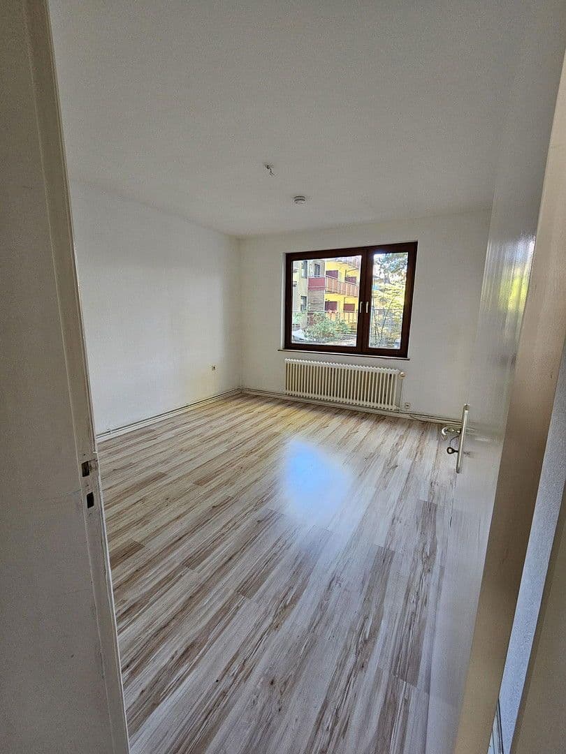 Predaj bytu 4-izbový 83 m², Bremen, Brémy Predaj bytu 4-izbový 83 m², Bremen, Brémy