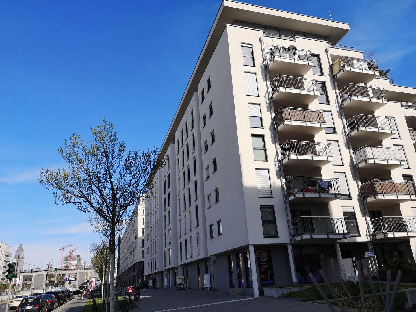 Predaj bytu 3-izbový 74 m², Europa-Allee 145, Frankfurt am Main, Hesensko Predaj bytu 3-izbový 74 m², Europa-Allee 145, Frankfurt am Main, Hesensko