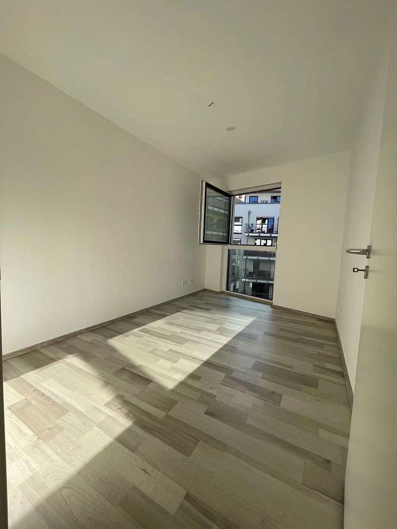 Predaj bytu 3-izbový 74 m², Europa-Allee 145, Frankfurt am Main, Hesensko Predaj bytu 3-izbový 74 m², Europa-Allee 145, Frankfurt am Main, Hesensko