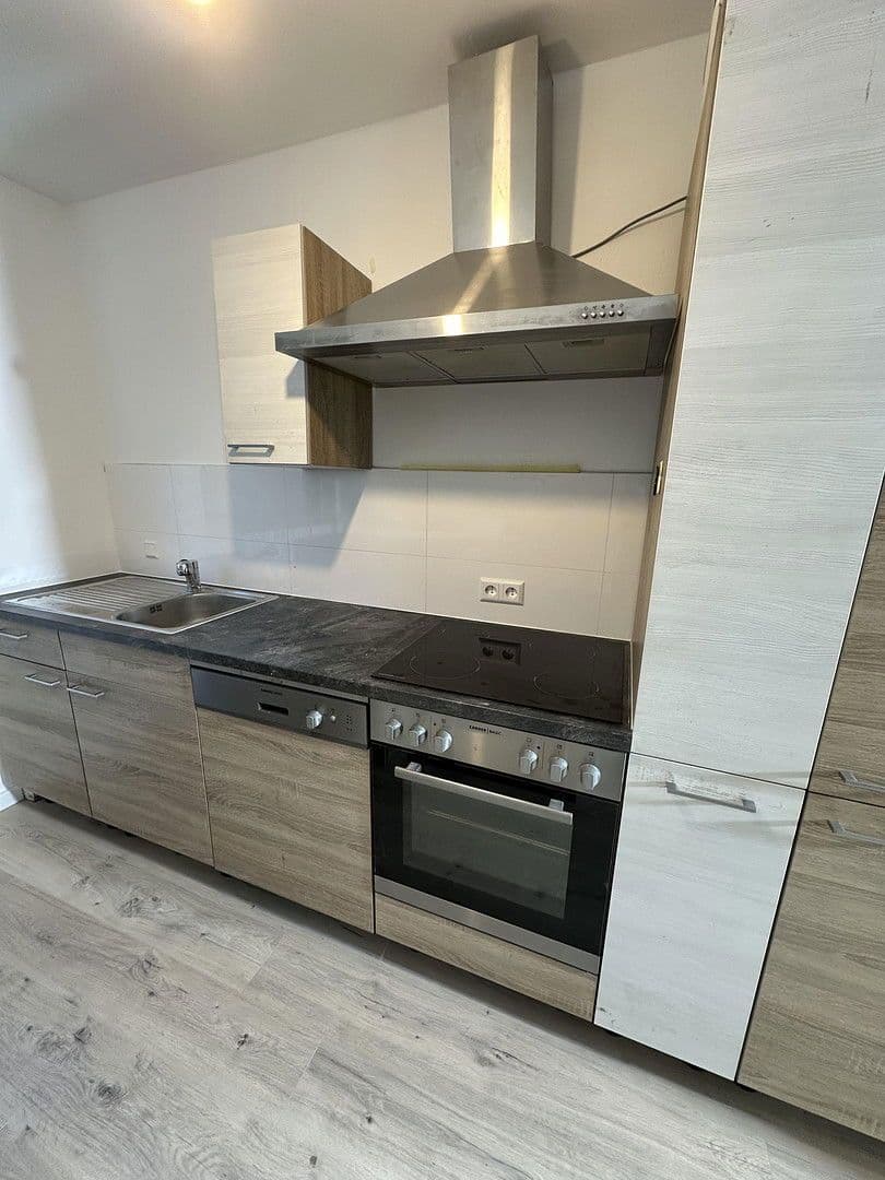 Prenájom bytu 3-izbový 91 m², Altensteig, Bádensko-Wurttembersko Prenájom bytu 3-izbový 91 m², Altensteig, Bádensko-Wurttembersko