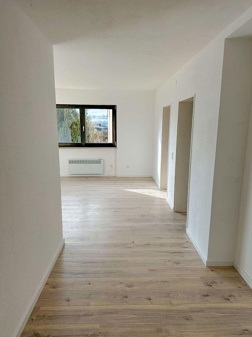 Prenájom bytu 3-izbový 91 m², Altensteig, Bádensko-Wurttembersko Prenájom bytu 3-izbový 91 m², Altensteig, Bádensko-Wurttembersko