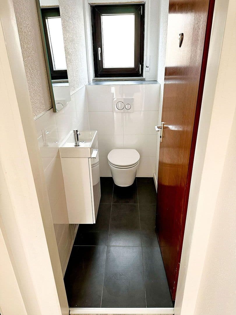 Prenájom bytu 3-izbový 91 m², Altensteig, Bádensko-Wurttembersko Prenájom bytu 3-izbový 91 m², Altensteig, Bádensko-Wurttembersko