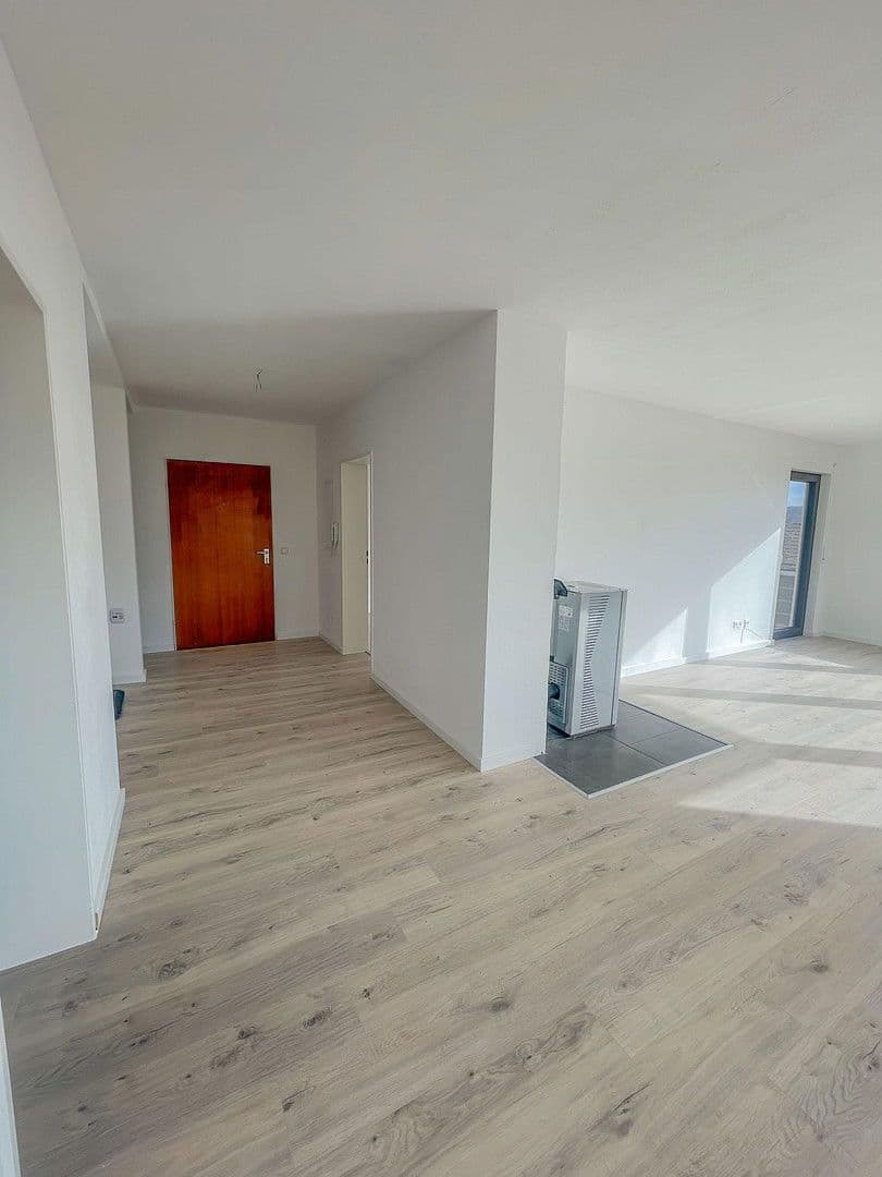Prenájom bytu 3-izbový 91 m², Altensteig, Bádensko-Wurttembersko Prenájom bytu 3-izbový 91 m², Altensteig, Bádensko-Wurttembersko