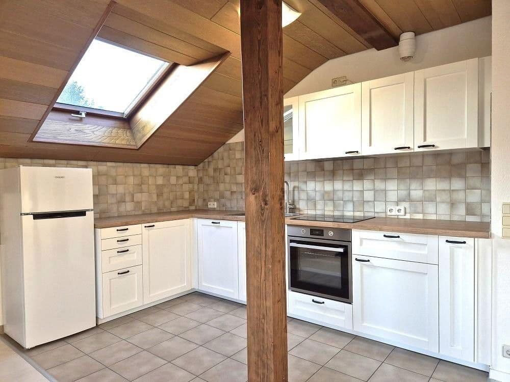 Prenájom bytu 3-izbový 98 m², Hünstetten, Hesensko Prenájom bytu 3-izbový 98 m², Hünstetten, Hesensko