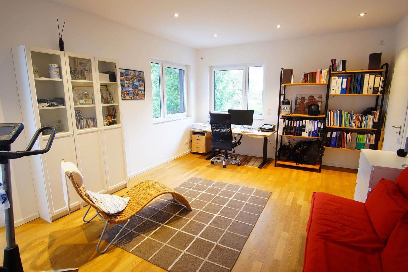 Predaj domu 218 m², pozemek 530 m², Falkensee, Brandenbursko Predaj domu 218 m², pozemek 530 m², Falkensee, Brandenbursko