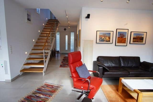 Predaj domu 218 m², pozemek 530 m², Falkensee, Brandenbursko Predaj domu 218 m², pozemek 530 m², Falkensee, Brandenbursko