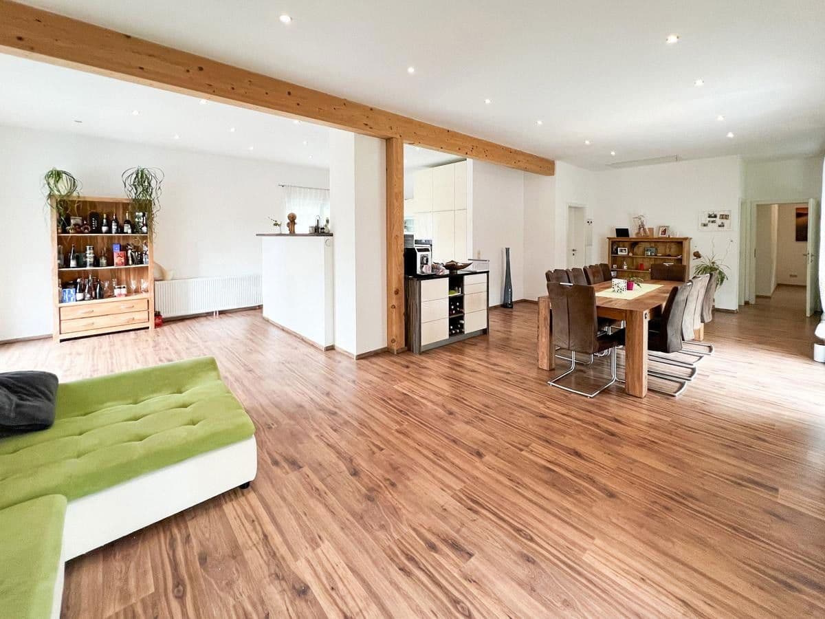 Predaj domu 230 m², pozemek 3.125 m², Hausham 11, Pfaffing, Horné Rakúsko Predaj domu 230 m², pozemek 3.125 m², Hausham 11, Pfaffing, Horné Rakúsko