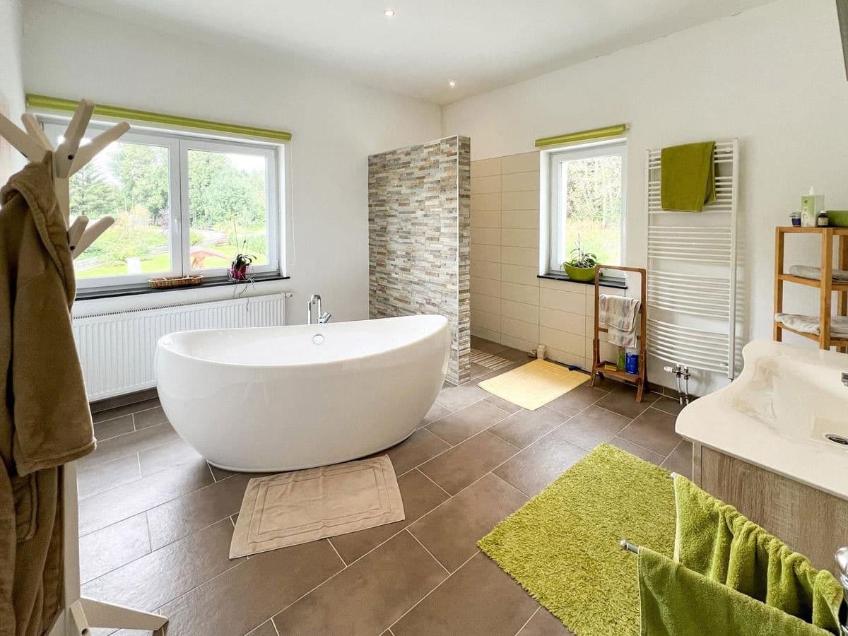 Predaj domu 230 m², pozemek 3.125 m², Hausham 11, Pfaffing, Horné Rakúsko Predaj domu 230 m², pozemek 3.125 m², Hausham 11, Pfaffing, Horné Rakúsko