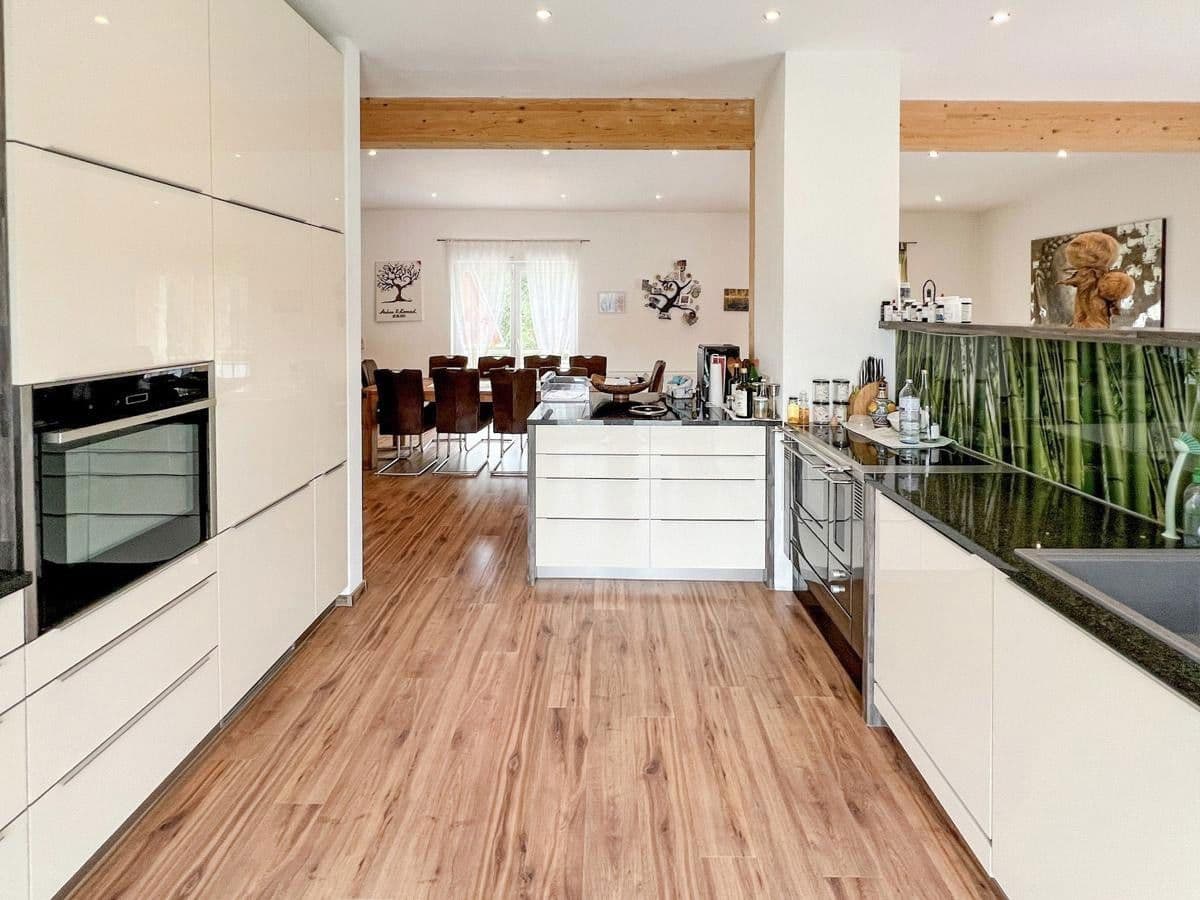 Predaj domu 230 m², pozemek 3.125 m², Hausham 11, Pfaffing, Horné Rakúsko Predaj domu 230 m², pozemek 3.125 m², Hausham 11, Pfaffing, Horné Rakúsko