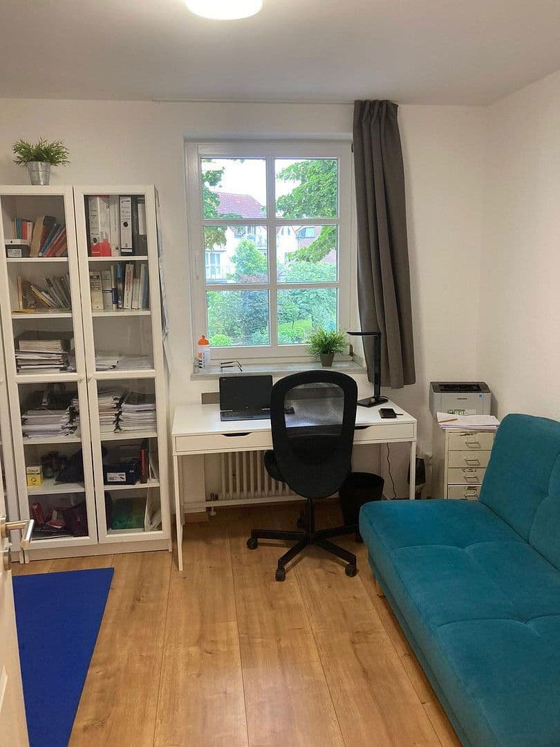 Predaj bytu 3-izbový 82 m², Walburgisstr., Düsseldorf (Kaiserswerth), Severné Porýnie - Westfálsko Predaj bytu 3-izbový 82 m², Walburgisstr., Düsseldorf (Kaiserswerth), Severné Porýnie - Westfálsko