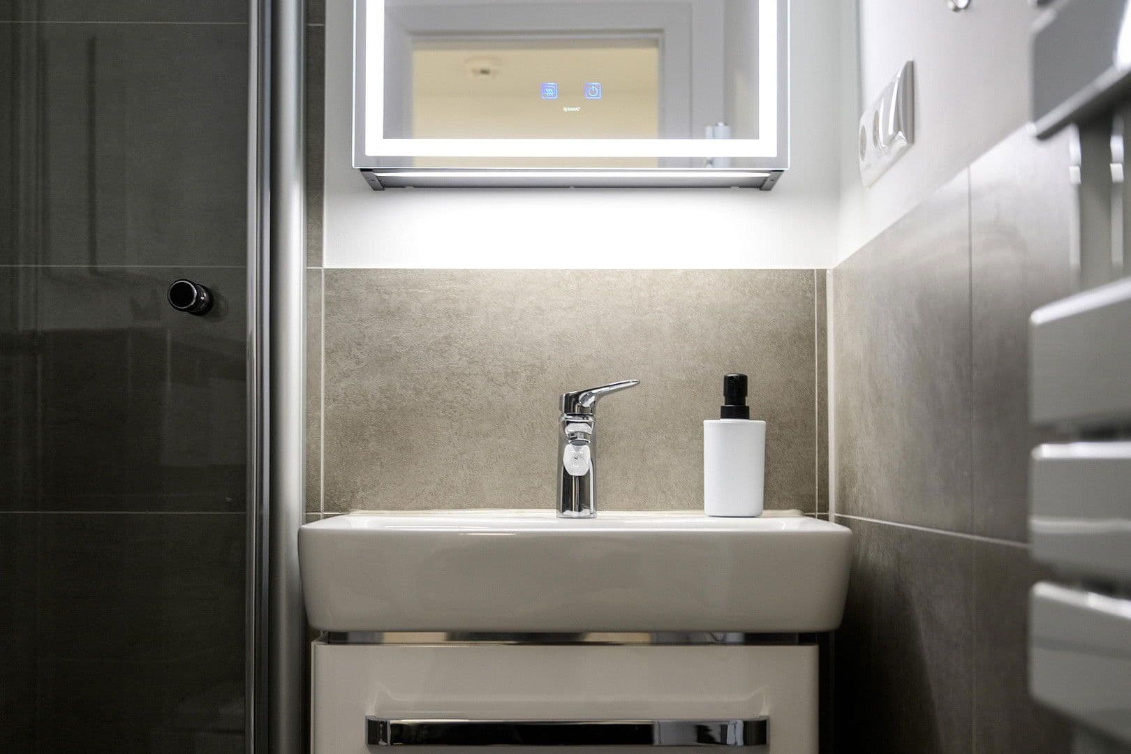 Prenájom bytu 2-izbový 52 m², Elisenstraße 22, Hamburg, Hamburg Prenájom bytu 2-izbový 52 m², Elisenstraße 22, Hamburg, Hamburg