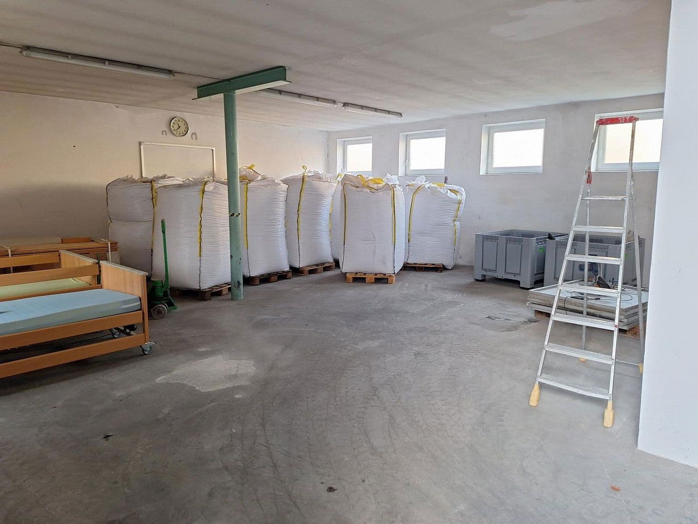 Predaj domu 383 m², pozemek 1.457 m², Schwaigener Str. 28, Mamming, Bavorsko Predaj domu 383 m², pozemek 1.457 m², Schwaigener Str. 28, Mamming, Bavorsko