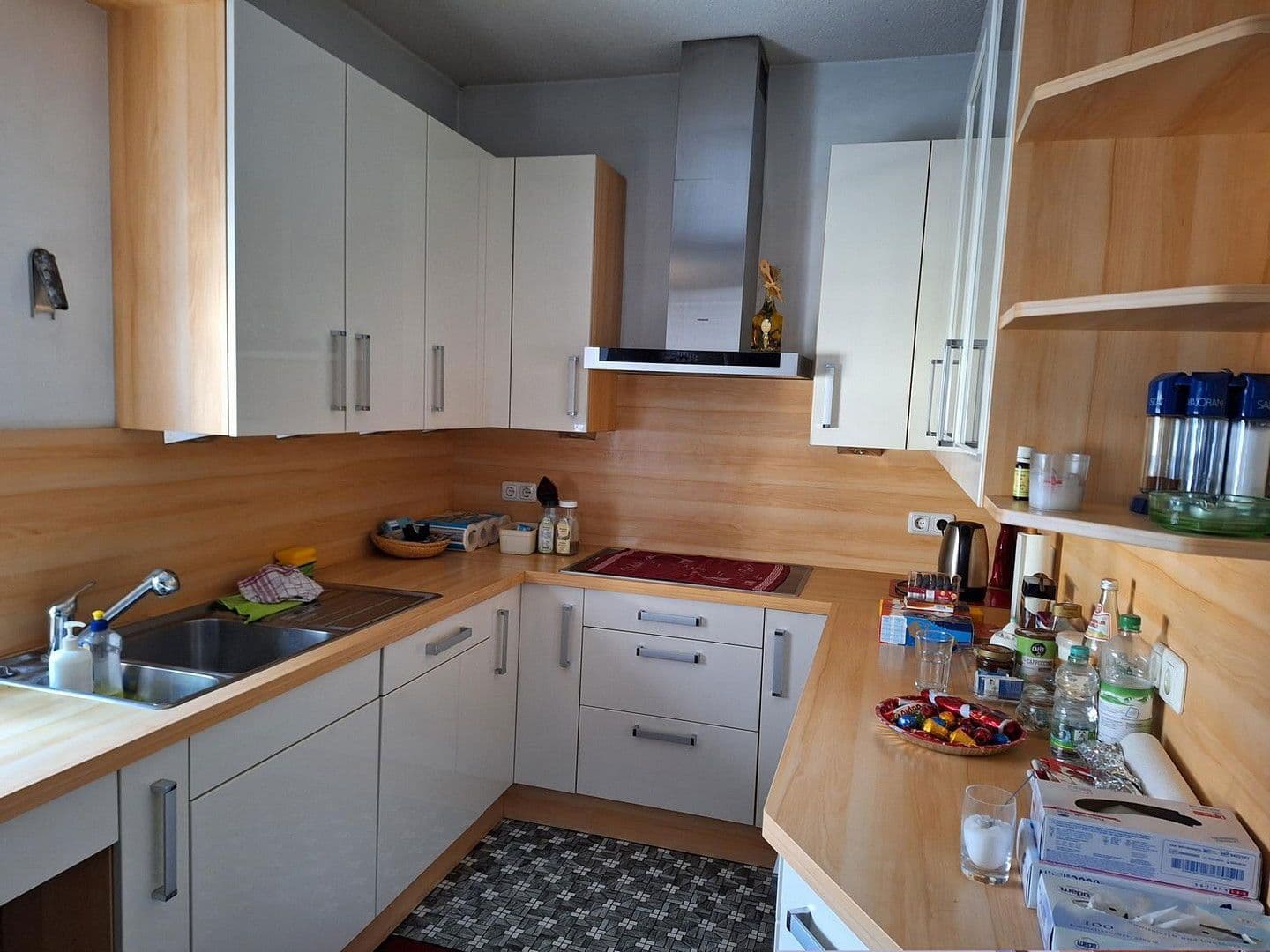 Predaj domu 383 m², pozemek 1.457 m², Schwaigener Str. 28, Mamming, Bavorsko Predaj domu 383 m², pozemek 1.457 m², Schwaigener Str. 28, Mamming, Bavorsko