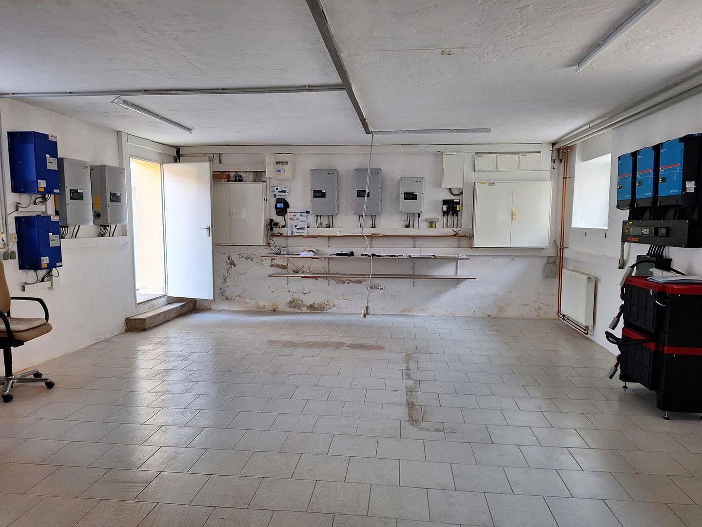 Predaj domu 383 m², pozemek 1.457 m², Schwaigener Str. 28, Mamming, Bavorsko Predaj domu 383 m², pozemek 1.457 m², Schwaigener Str. 28, Mamming, Bavorsko