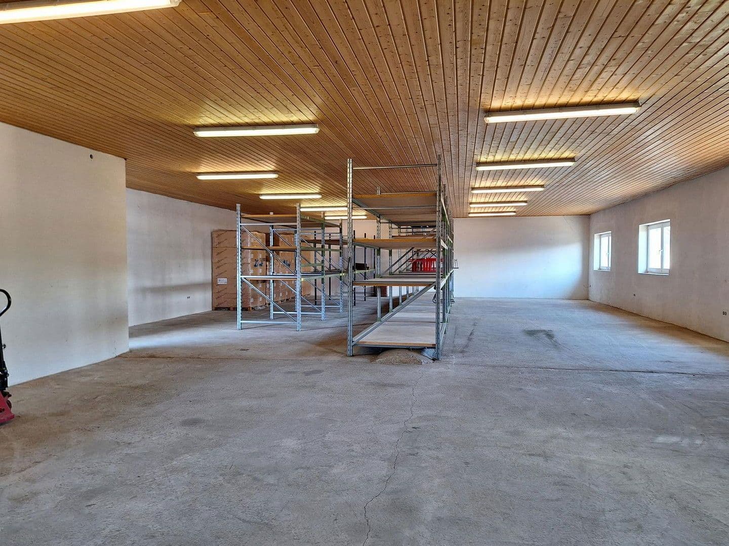 Predaj domu 383 m², pozemek 1.457 m², Schwaigener Str. 28, Mamming, Bavorsko Predaj domu 383 m², pozemek 1.457 m², Schwaigener Str. 28, Mamming, Bavorsko