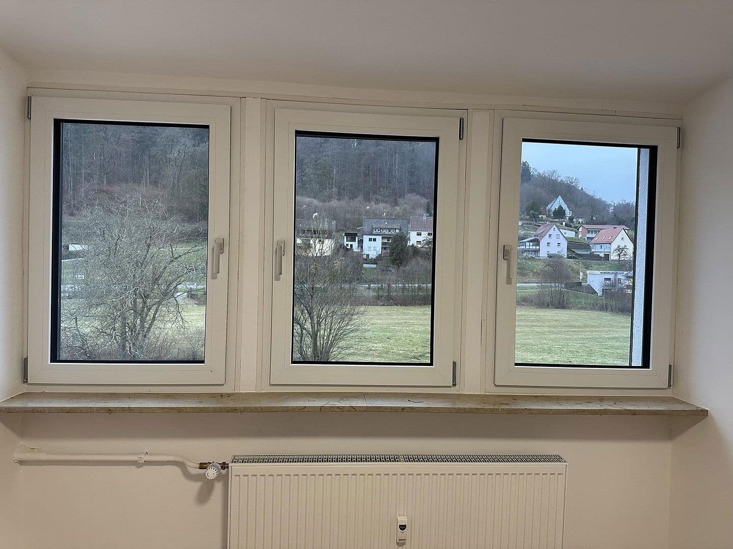 Prenájom bytu 4-izbový 94 m², Badstr. 131, Egloffstein, Bavorsko Prenájom bytu 4-izbový 94 m², Badstr. 131, Egloffstein, Bavorsko