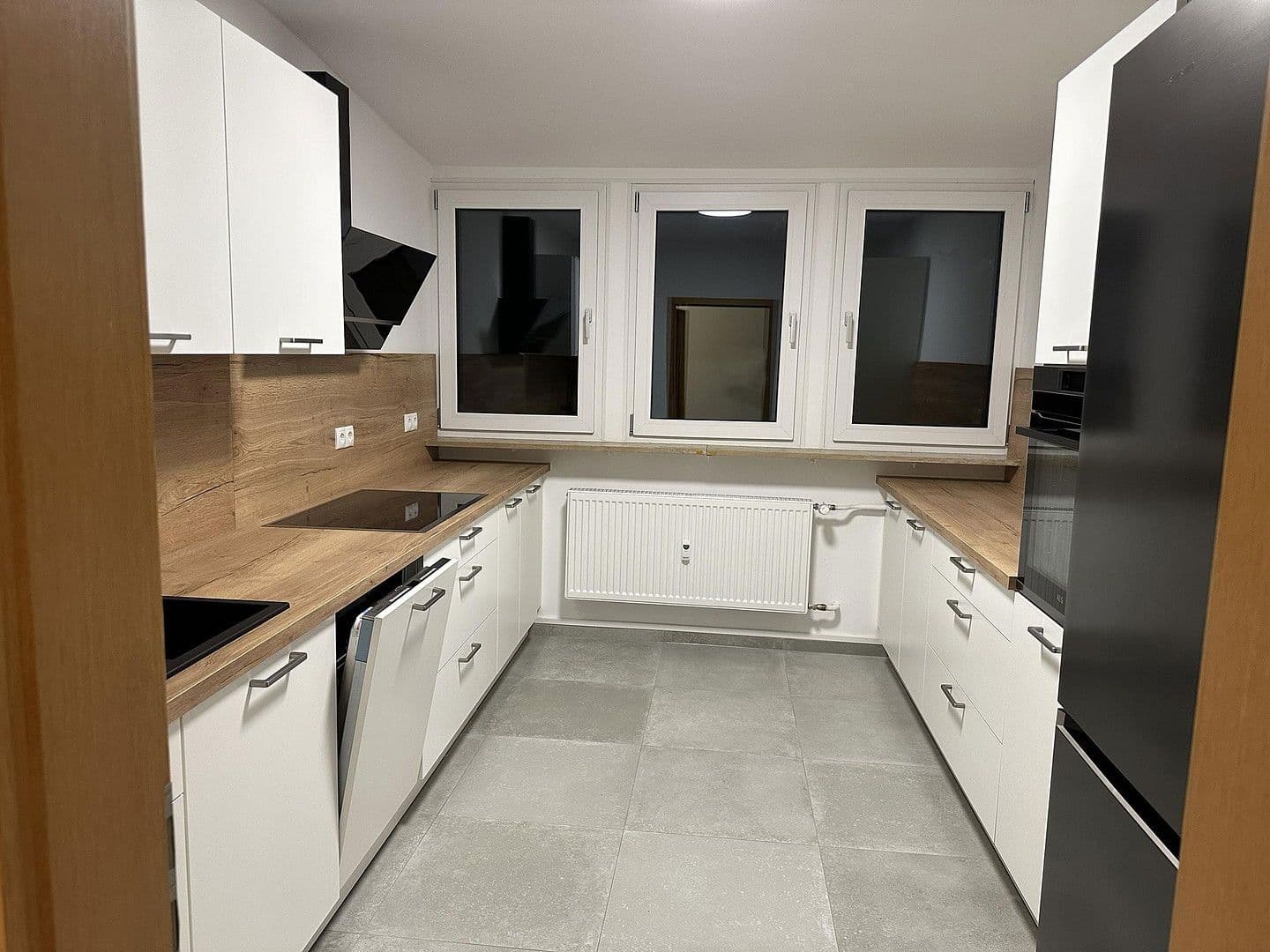 Prenájom bytu 4-izbový 94 m², Badstr. 131, Egloffstein, Bavorsko Prenájom bytu 4-izbový 94 m², Badstr. 131, Egloffstein, Bavorsko